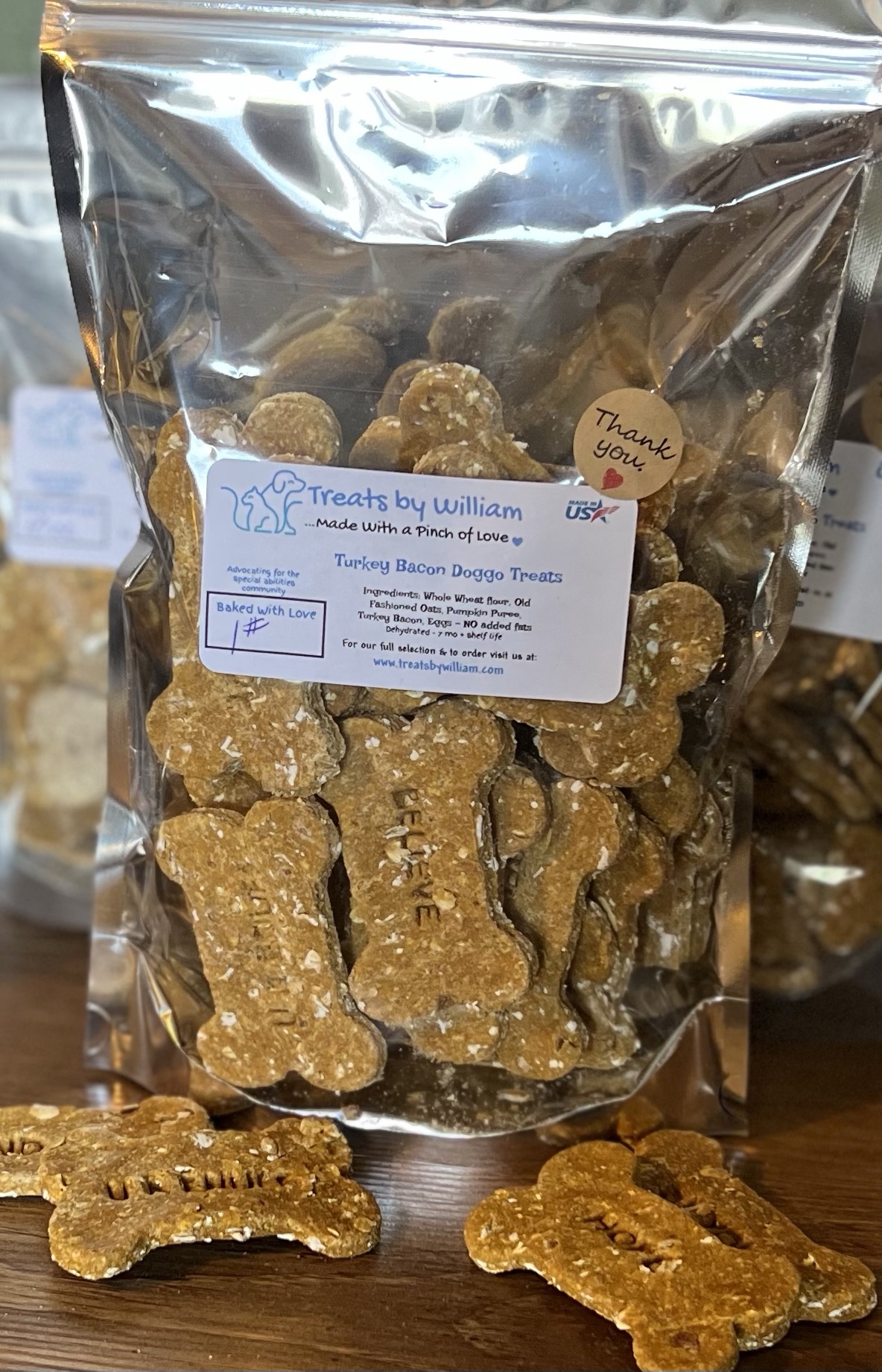 This 1# Turkey Bacon Medium Bones Doggo Treats Bag is made with love by Treats By William! Shop more unique gift ideas today with Spots Initiatives, the best way to support creators.