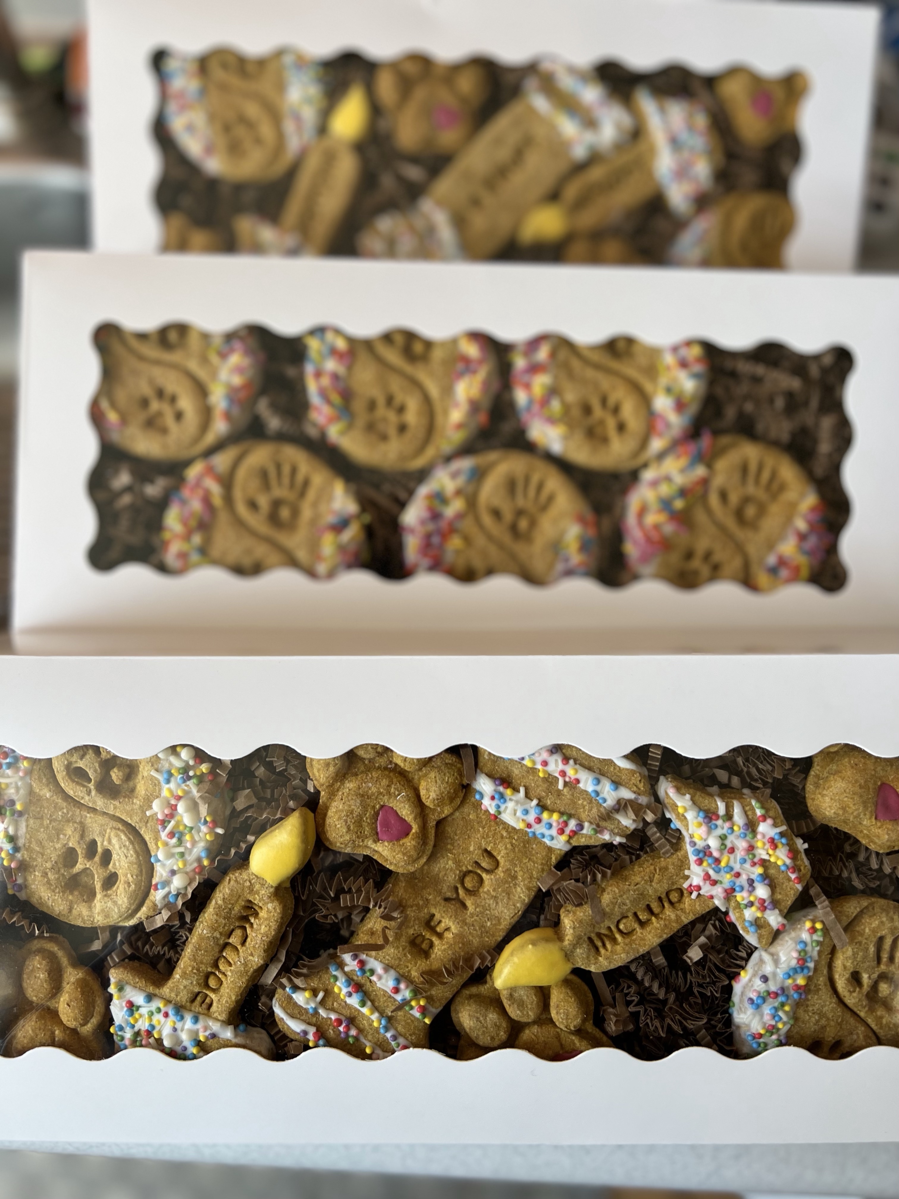 This 6 Large Gourmet Peanut Butter Gourmet Treats is made with love by Treats By William! Shop more unique gift ideas today with Spots Initiatives, the best way to support creators.